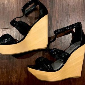 Fergie wedges